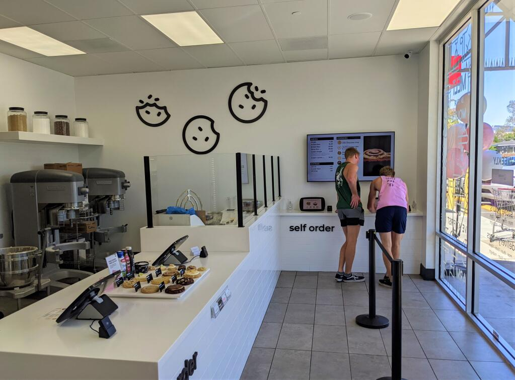 Crumbl Cookies Franchise